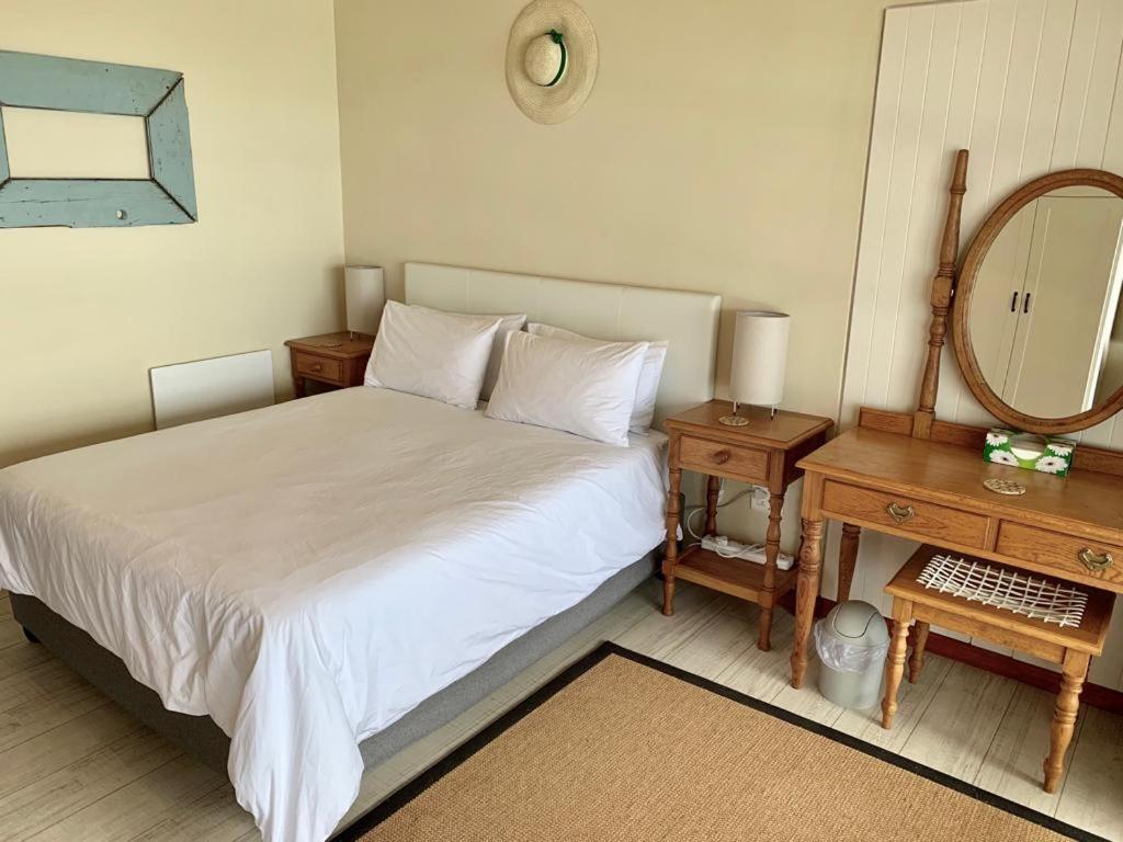 Groot-Jongensfontein Captain Sunshine Guest House מראה חיצוני תמונה